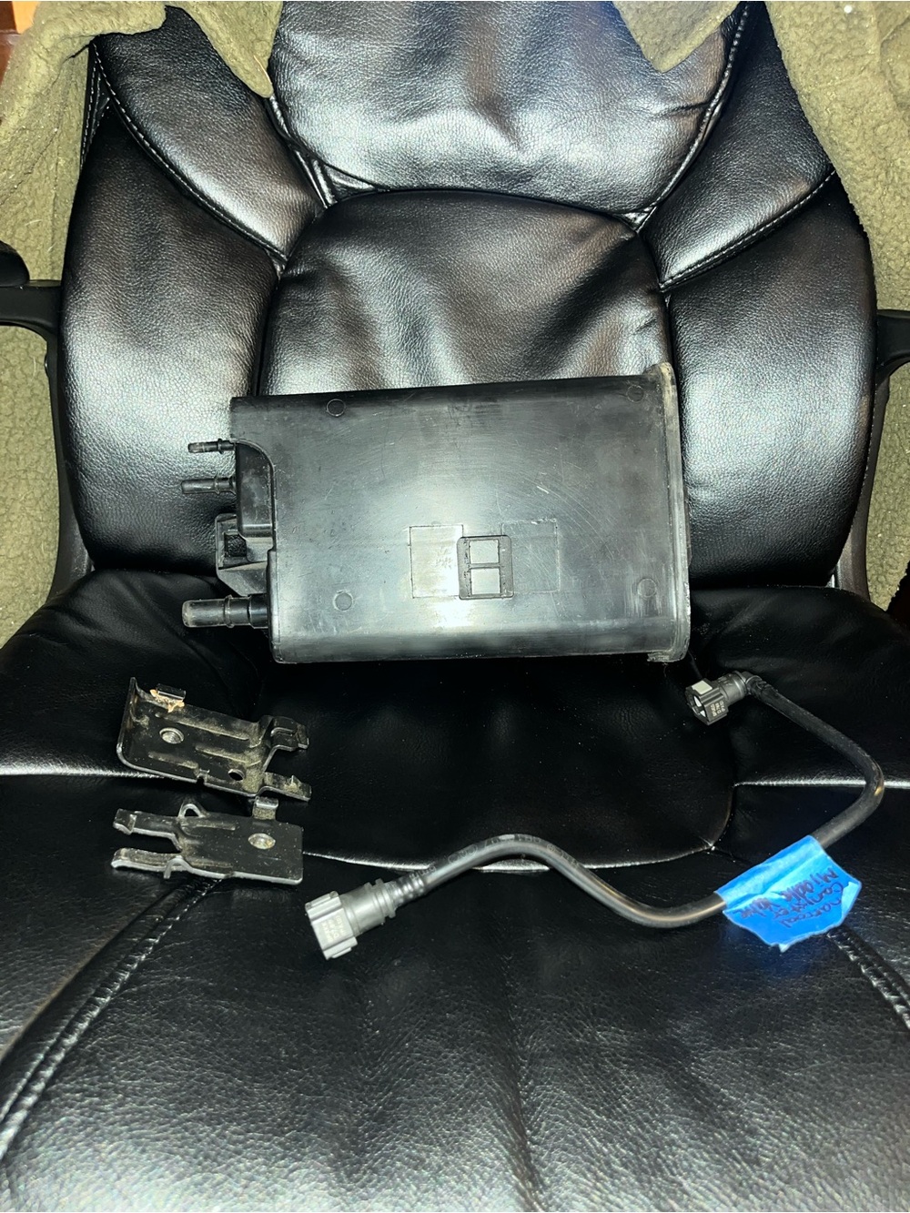 GM 15733603 EVAP Emission Canister Assembly